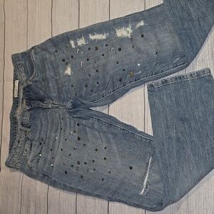 Blank NYC Crop Girlfriend Distressed & Studded Jeans Medium Wash Size 28 NWOT